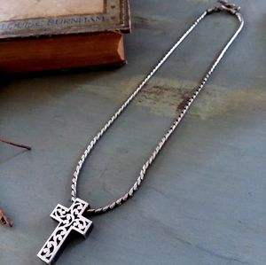 Lois Hill cross necklace 925